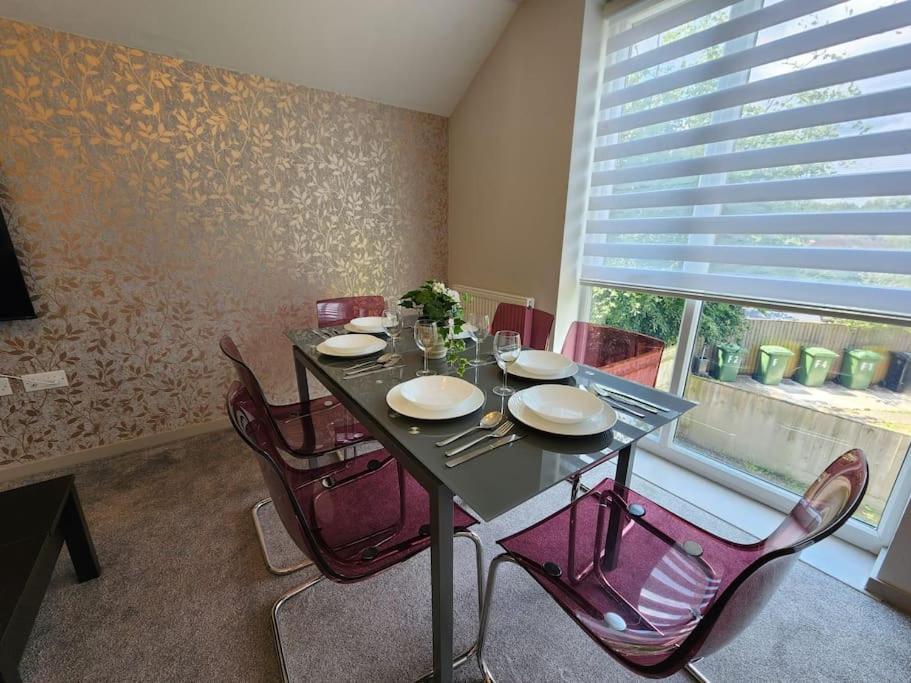 Horizon House, Modern 2-Bedroom Flat 2, Parking, Netflix, أكسفورد المظهر الخارجي الصورة